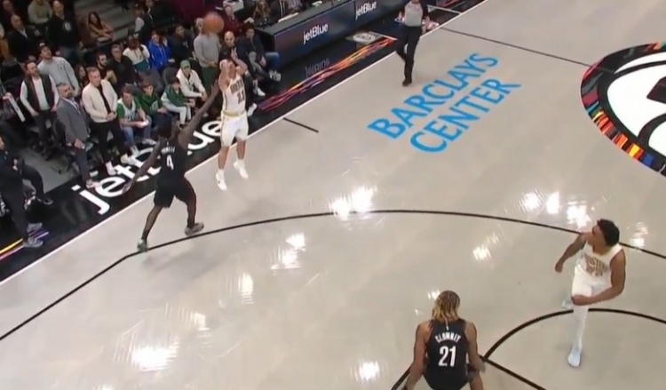 开云权威入口-续命!豪泽长甩&威廉姆斯不停球传球 普理查德虚晃后仰三分命中